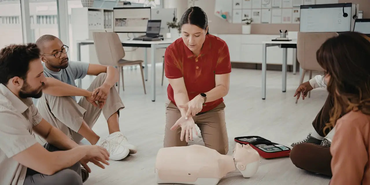 What to Do If Someone Stops Breathing: A 30-Second Emergency Guide (Canada)